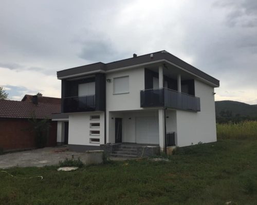 75429447_1302763149905625_165594817739358208_n